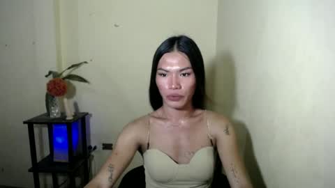Snapshot of ivy_moorexoxo chatting on June 15, 1:08 am Ivy online show from June 15, 1:08 am