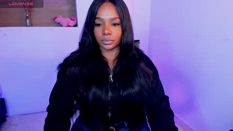 Snapshot of ivybliss8 chatting on February 21, 11:55 am i v y  b l i s s online show from February 21, 11:55 am