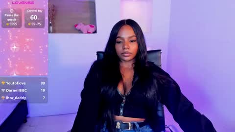 Snapshot of ivybliss8 chatting on February 21, 6:37 pm i v y  b l i s s online show from February 21, 6:37 pm