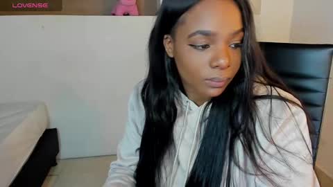 Snapshot of ivybliss8 chatting on March 9, 12:09 pm i v y  b l i s s online show from March 9, 12:09 pm