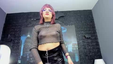 IVY GOTH online show from March 7, 3:20 pm