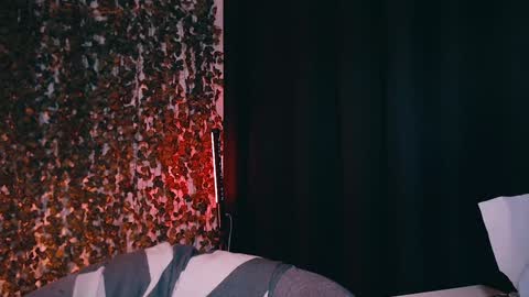 Snapshot of ivyjonson chatting on January 19, 10:28 pm Miss Ivy online show from January 19, 10:28 pm