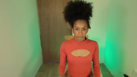 ivylusst online show from June 29, 12:39 am