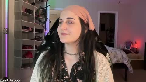 Ivy Minxxx online show from February 19, 1:29 am