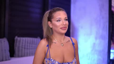 IvyRowa online show from February 28, 7:46 pm