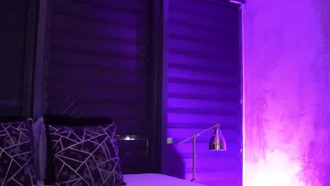 IvyRowa online show from September 29, 6:02 pm