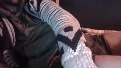iwannaseeyourassnboobs69 online show from December 27, 1:00 am