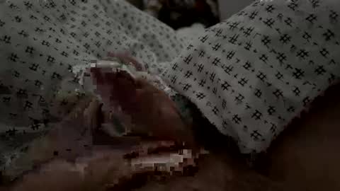 Snapshot of iwanttoplay666 chatting on December 19, 8:32 am LETSCUM777 online show from December 19, 8:32 am