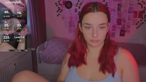 Snapshot of iwi_wi_wi chatting on September 17, 4:08 pm Daisy online show from September 17, 4:08 pm