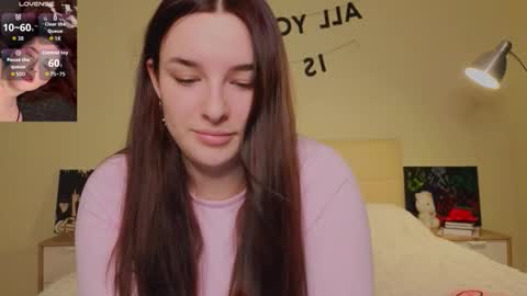 Daisy online show from March 1, 4:09 pm