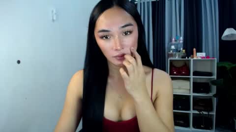 iwillcum4u_ online show from July 13, 12:24 am
