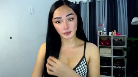 iwillcum4u_ online show from July 14, 11:05 am