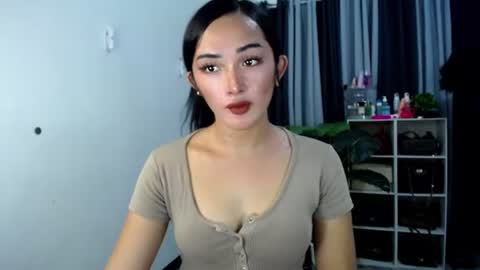 iwillcum4u_ online show from August 9, 2:46 am