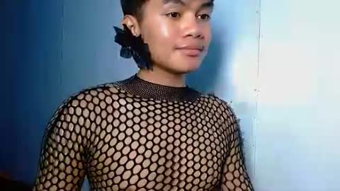 iya143 online show from November 9, 9:07 am