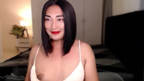 Snapshot of iya_hermosa chatting on January 17, 12:43 pm iya_hermosa online show from January 17, 12:43 pm