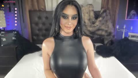 Snapshot of iyotara_ chatting on July 3, 1:56 am Areeya online show from July 3, 1:56 am