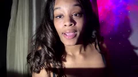 Snapshot of iysisfv chatting on February 19, 6:11 am iysisfv online show from February 19, 6:11 am