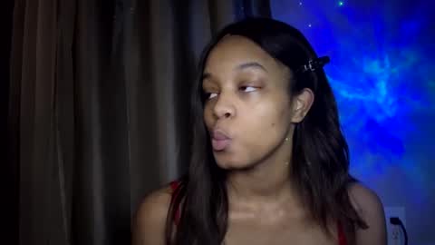 Snapshot of iysisfv chatting on March 5, 4:24 am iysisfv online show from March 5, 4:24 am