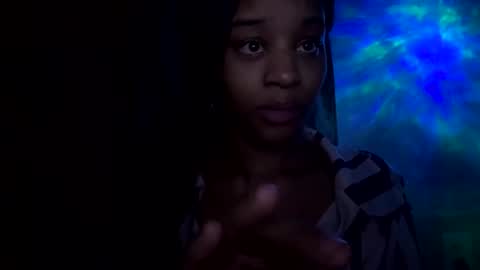 Snapshot of iysisfv chatting on March 6, 8:41 am iysisfv online show from March 6, 8:41 am