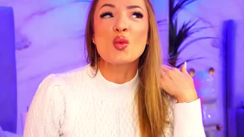 izabelle_02 online show from December 22, 6:21 am