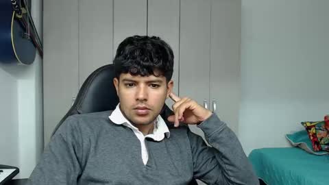 Izan online show from December 20, 3:02 am