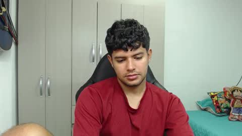 Izan online show from December 20, 4:25 pm