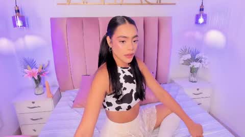 Snapshot of izanthorne chatting on June 22, 8:06 pm Izan Thorne online show from June 22, 8:06 pm
