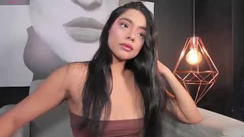 Snapshot of izanthorne chatting on July 19, 1:59 pm Izan Thorne online show from July 19, 1:59 pm