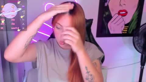 hot izys online show from March 1, 11:50 am