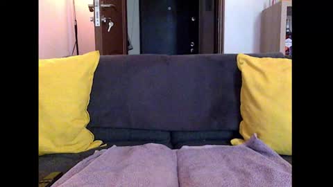 Snapshot of izzy53220 chatting on October 28, 7:45 am izzy53220 online show from October 28, 7:45 am