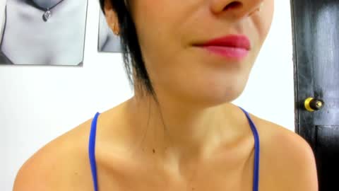 Snapshot of izzy_cum chatting on January 16, 1:25 pm Izzy online show from January 16, 1:25 pm