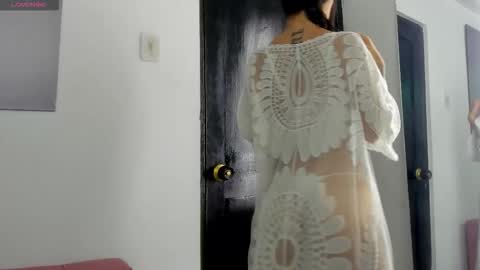 Snapshot of izzy_cum chatting on October 10, 7:24 pm Izzy online show from October 10, 7:24 pm