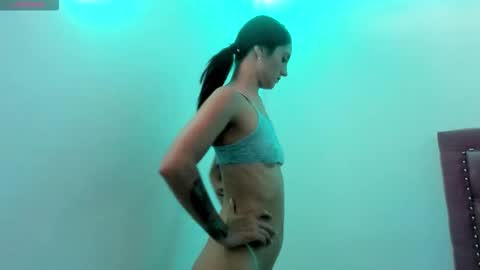 Snapshot of izzy_cum chatting on October 19, 3:45 pm Izzy online show from October 19, 3:45 pm