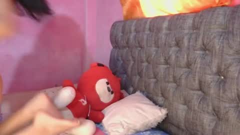 Snapshot of izzy_rains chatting on July 4, 9:59 am izzy_rains online show from July 4, 9:59 am