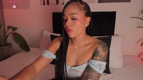 Izzy vega  online show from February 6, 12:15 am