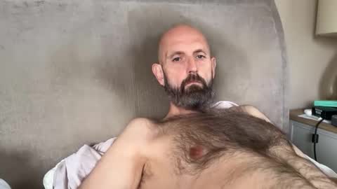 Snapshot of izzysboytoy1 chatting on May 11, 7:58 am izzysboytoy1 online show from May 11, 7:58 am