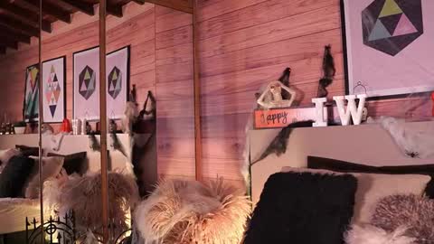 Snapshot of izzywild1 chatting on October 26, 12:00 pm izzywild1 online show from October 26, 12:00 pm