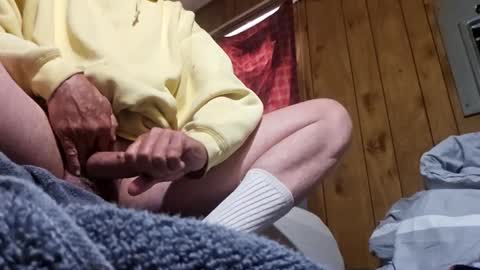 j1025402 online show from March 10, 10:15 pm