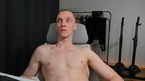 Danny online show from December 30, 6:27 pm