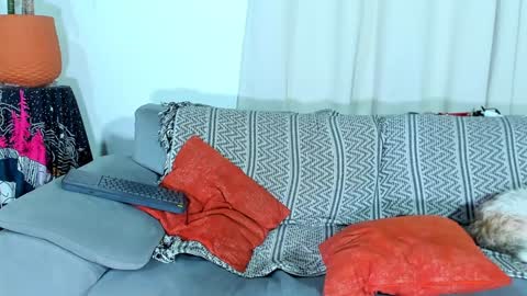 Calix  Independient model Insta and twt Calixsnake online show from December 4, 2:31 am