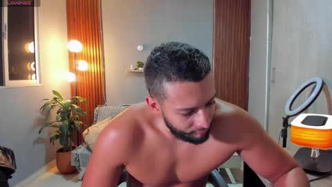Calix  Independient model Insta and twt Calixsnake online show from April 28, 11:54 pm