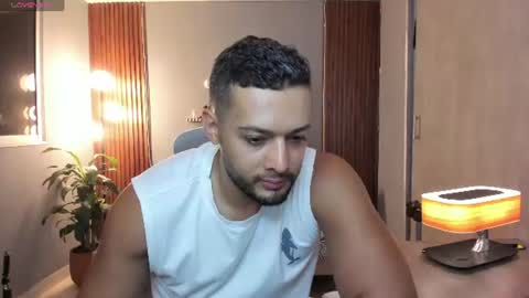 Calix  Independient model Insta and twt Calixsnake online show from June 17, 11:49 pm