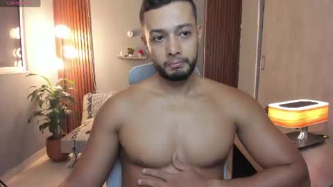 Calix  Independient model Insta and twt Calixsnake online show from June 21, 8:55 pm