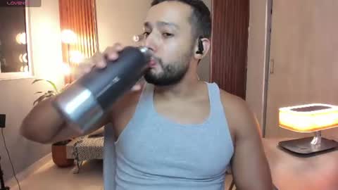 Calix  Independient model Insta and twt Calixsnake online show from June 27, 1:21 am