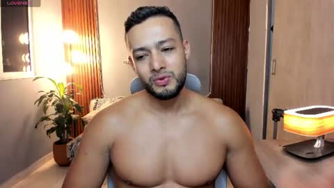 Calix  Independient model Insta and twt Calixsnake online show from July 21, 10:34 pm