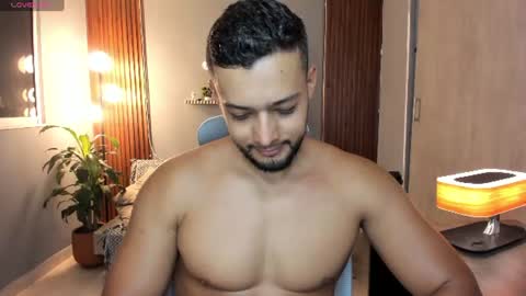 Calix  Independient model Insta and twt Calixsnake online show from July 22, 10:01 pm