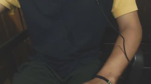 J online show from December 25, 5:26 pm