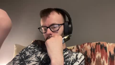 Snapshot of j_ddog chatting on July 7, 9:24 am JDogg online show from July 7, 9:24 am