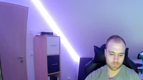 here4y online show from January 27, 7:13 pm