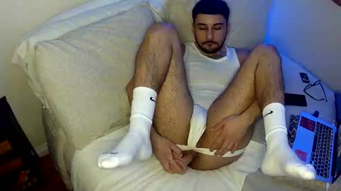 J Likes2Play online show from December 18, 5:46 am